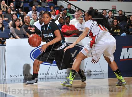Thumbnail 1 in Santiago vs. Etiwanda (CIF SS DIV 1AA Final) photogallery.