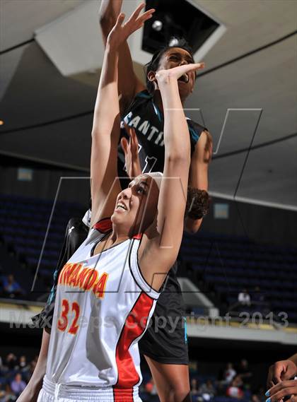 Thumbnail 3 in Santiago vs. Etiwanda (CIF SS DIV 1AA Final) photogallery.