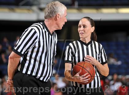 Thumbnail 2 in Santiago vs. Etiwanda (CIF SS DIV 1AA Final) photogallery.