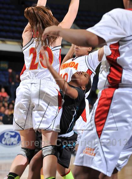 Thumbnail 3 in Santiago vs. Etiwanda (CIF SS DIV 1AA Final) photogallery.