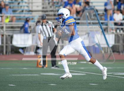 Thumbnail 2 in Grossmont vs Sweetwater  photogallery.