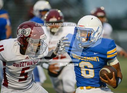 Thumbnail 2 in Grossmont vs Sweetwater  photogallery.