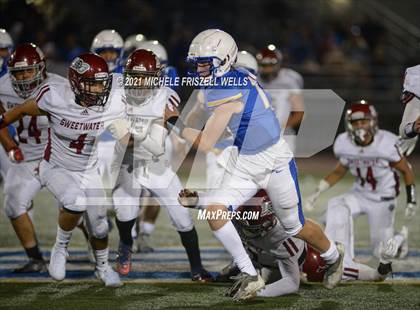 Thumbnail 3 in Grossmont vs Sweetwater  photogallery.