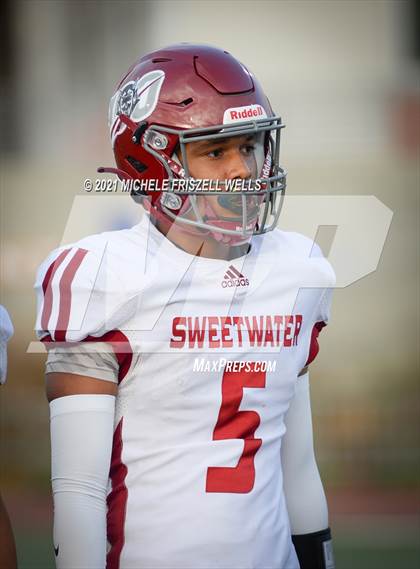 Thumbnail 2 in Grossmont vs Sweetwater  photogallery.