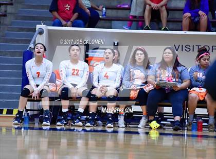 Thumbnail 1 in Burbank vs Lanier [Sidney] photogallery.