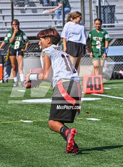 Thumbnail 3 in Pomona vs Bear Creek photogallery.