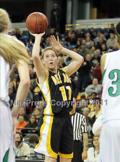 Thumbnail 1 in St. Mary's vs. Del Oro (CIF NorCal D2 Regional Final) photogallery.