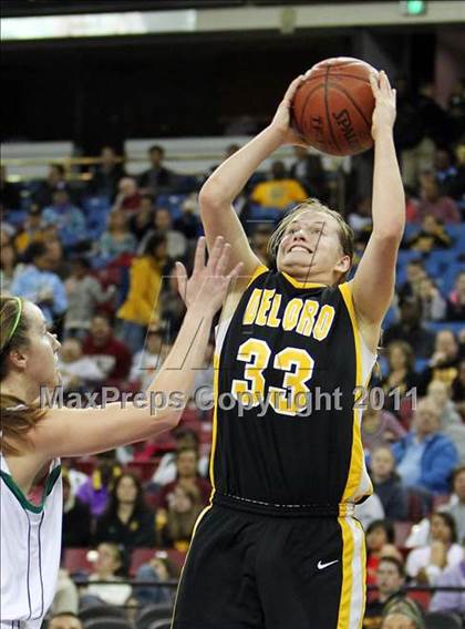 Thumbnail 3 in St. Mary's vs. Del Oro (CIF NorCal D2 Regional Final) photogallery.