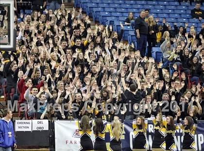 Thumbnail 2 in St. Mary's vs. Del Oro (CIF NorCal D2 Regional Final) photogallery.