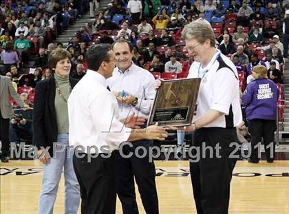 Thumbnail 2 in St. Mary's vs. Del Oro (CIF NorCal D2 Regional Final) photogallery.