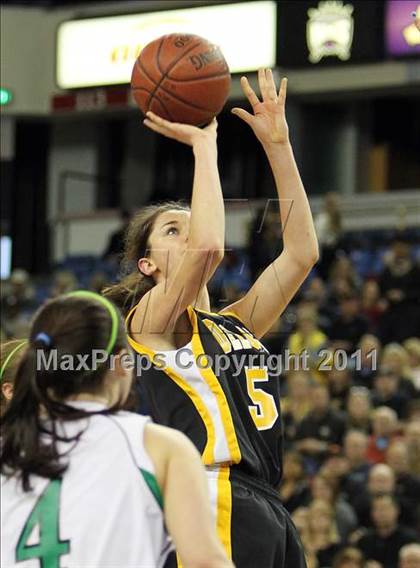 Thumbnail 3 in St. Mary's vs. Del Oro (CIF NorCal D2 Regional Final) photogallery.