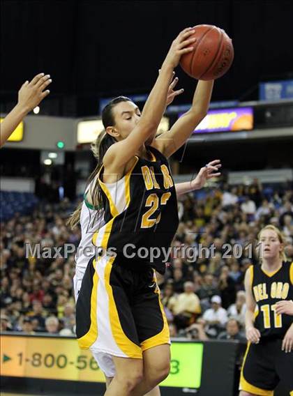 Thumbnail 3 in St. Mary's vs. Del Oro (CIF NorCal D2 Regional Final) photogallery.