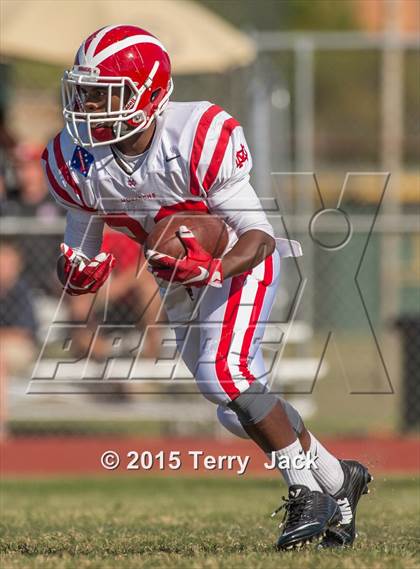 Thumbnail 2 in Mater Dei @ Edison photogallery.