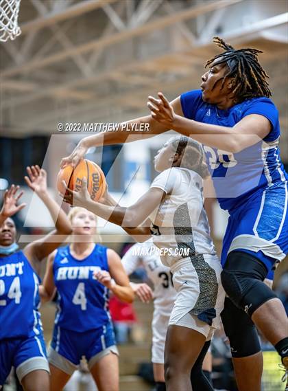 Thumbnail 2 in Hunt vs E.E. Smith (NCHSAA 3A - First Round) photogallery.
