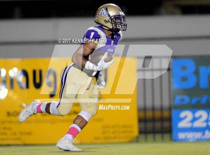 Thumbnail 3 in Southern Lab @ Ascension Catholic photogallery.