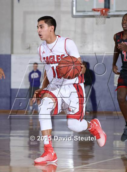 Thumbnail 1 in Fairfield vs. Pleasant Grove (St. Hope Elite Classic) photogallery.