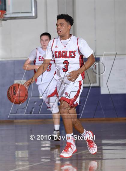 Thumbnail 2 in Fairfield vs. Pleasant Grove (St. Hope Elite Classic) photogallery.