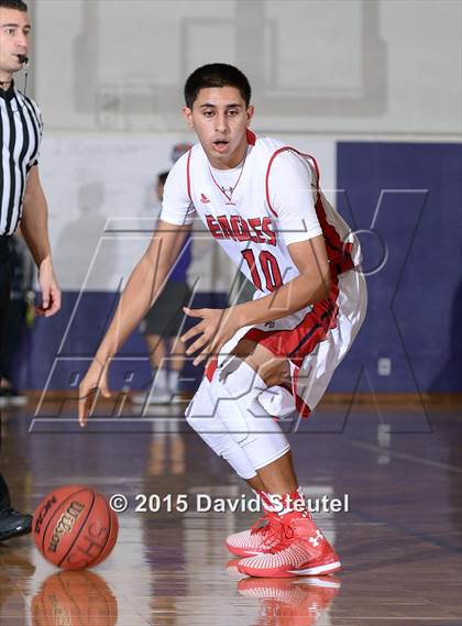 Thumbnail 2 in Fairfield vs. Pleasant Grove (St. Hope Elite Classic) photogallery.