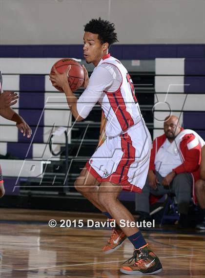 Thumbnail 3 in Fairfield vs. Pleasant Grove (St. Hope Elite Classic) photogallery.
