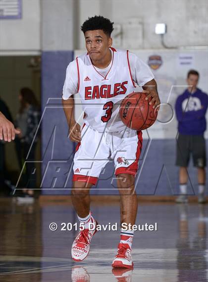 Thumbnail 3 in Fairfield vs. Pleasant Grove (St. Hope Elite Classic) photogallery.