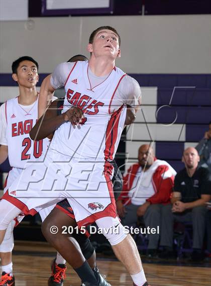 Thumbnail 2 in Fairfield vs. Pleasant Grove (St. Hope Elite Classic) photogallery.