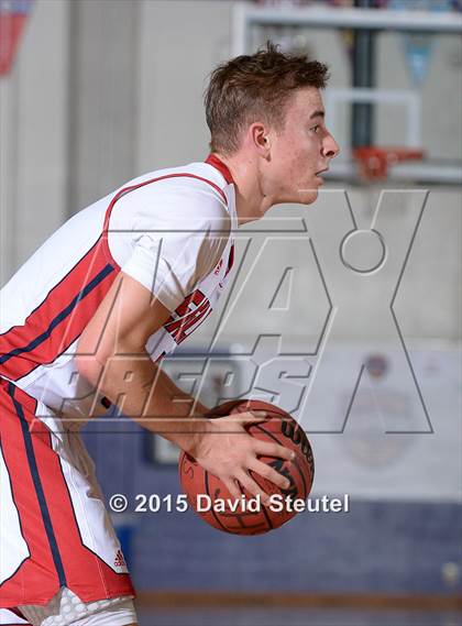 Thumbnail 3 in Fairfield vs. Pleasant Grove (St. Hope Elite Classic) photogallery.