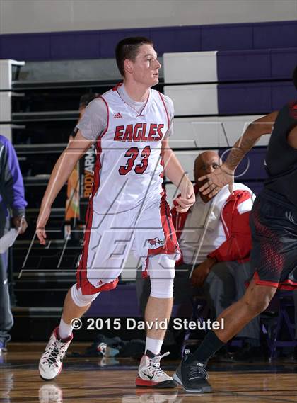 Thumbnail 3 in Fairfield vs. Pleasant Grove (St. Hope Elite Classic) photogallery.