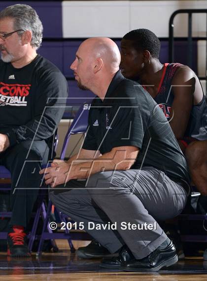 Thumbnail 2 in Fairfield vs. Pleasant Grove (St. Hope Elite Classic) photogallery.