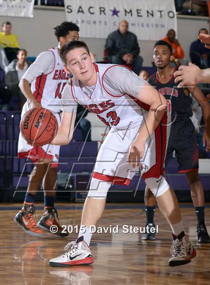 Thumbnail 1 in Fairfield vs. Pleasant Grove (St. Hope Elite Classic) photogallery.