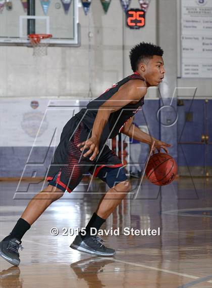 Thumbnail 2 in Fairfield vs. Pleasant Grove (St. Hope Elite Classic) photogallery.