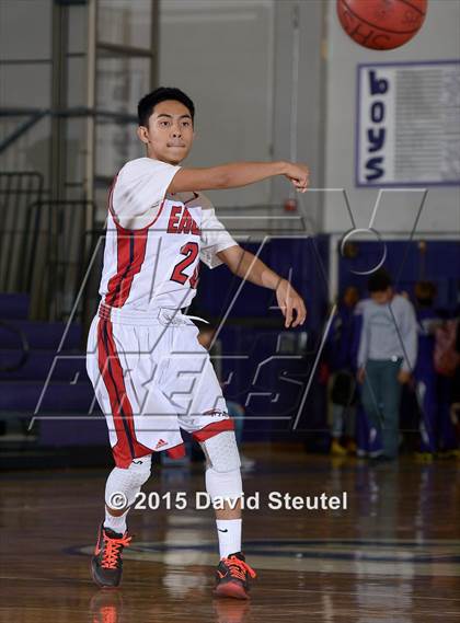 Thumbnail 2 in Fairfield vs. Pleasant Grove (St. Hope Elite Classic) photogallery.