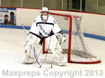 Thumbnail 1 in Valor Christian vs. Standley Lake photogallery.