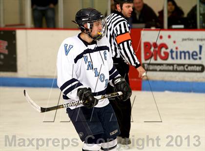 Thumbnail 1 in Valor Christian vs. Standley Lake photogallery.