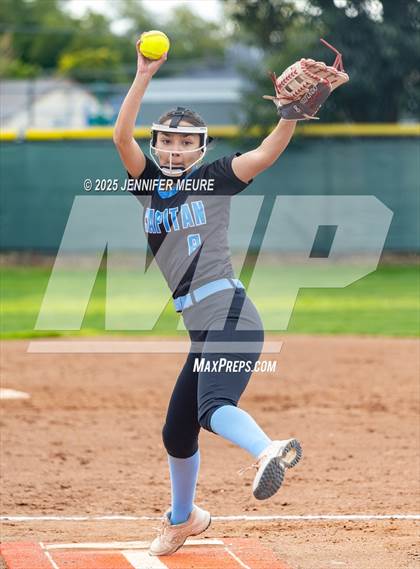 Thumbnail 1 in El Capitan vs. Oakdale photogallery.
