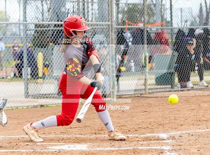 Thumbnail 2 in El Capitan vs. Oakdale photogallery.