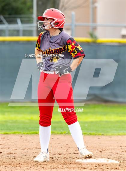 Thumbnail 1 in El Capitan vs. Oakdale photogallery.