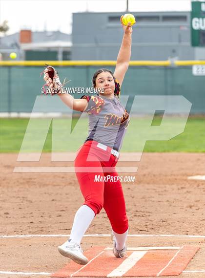 Thumbnail 1 in El Capitan vs. Oakdale photogallery.
