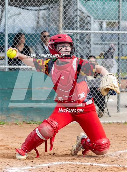 Thumbnail 3 in El Capitan vs. Oakdale photogallery.