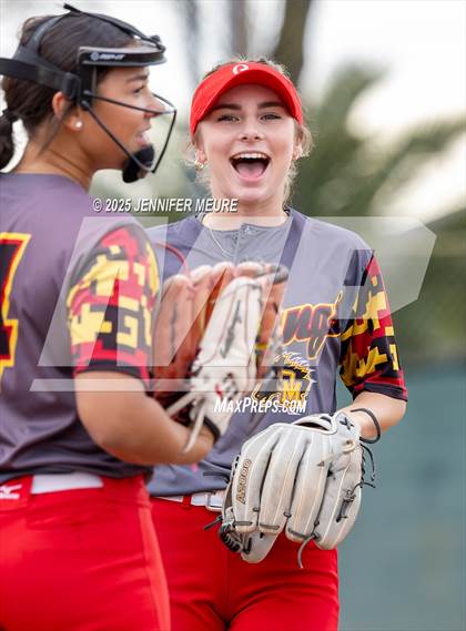 Thumbnail 3 in El Capitan vs. Oakdale photogallery.