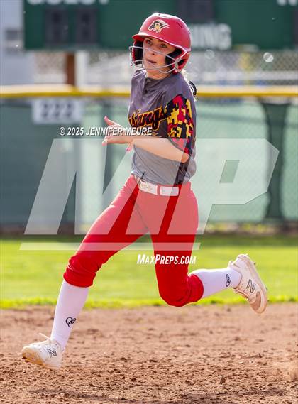 Thumbnail 1 in El Capitan vs. Oakdale photogallery.