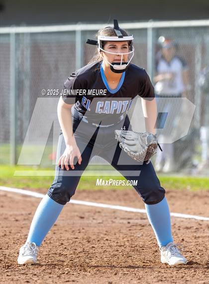 Thumbnail 3 in El Capitan vs. Oakdale photogallery.