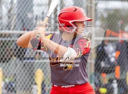 Thumbnail 1 in El Capitan vs. Oakdale photogallery.