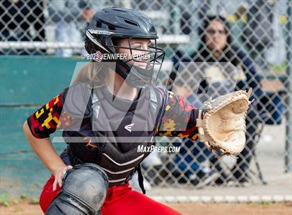 Thumbnail 1 in El Capitan vs. Oakdale photogallery.