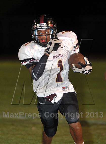 Thumbnail 3 in Florin @ Mira Loma photogallery.