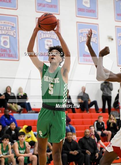 Thumbnail 1 in Skyline vs South Mountain (PUHSD Coyote Classic Tournament) photogallery.