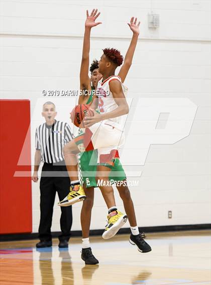 Thumbnail 2 in Skyline vs South Mountain (PUHSD Coyote Classic Tournament) photogallery.