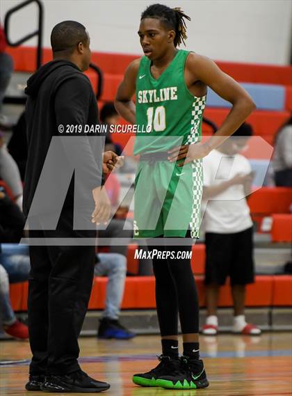Thumbnail 3 in Skyline vs South Mountain (PUHSD Coyote Classic Tournament) photogallery.
