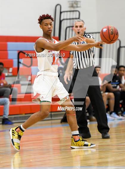 Thumbnail 3 in Skyline vs South Mountain (PUHSD Coyote Classic Tournament) photogallery.