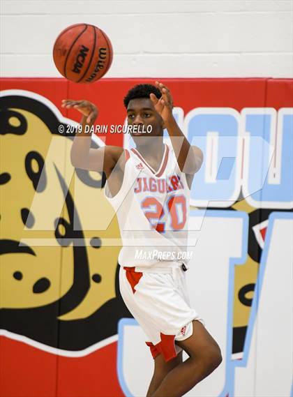 Thumbnail 3 in Skyline vs South Mountain (PUHSD Coyote Classic Tournament) photogallery.