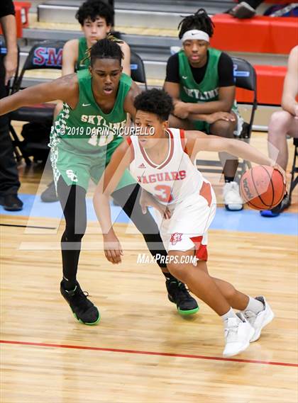 Thumbnail 2 in Skyline vs South Mountain (PUHSD Coyote Classic Tournament) photogallery.